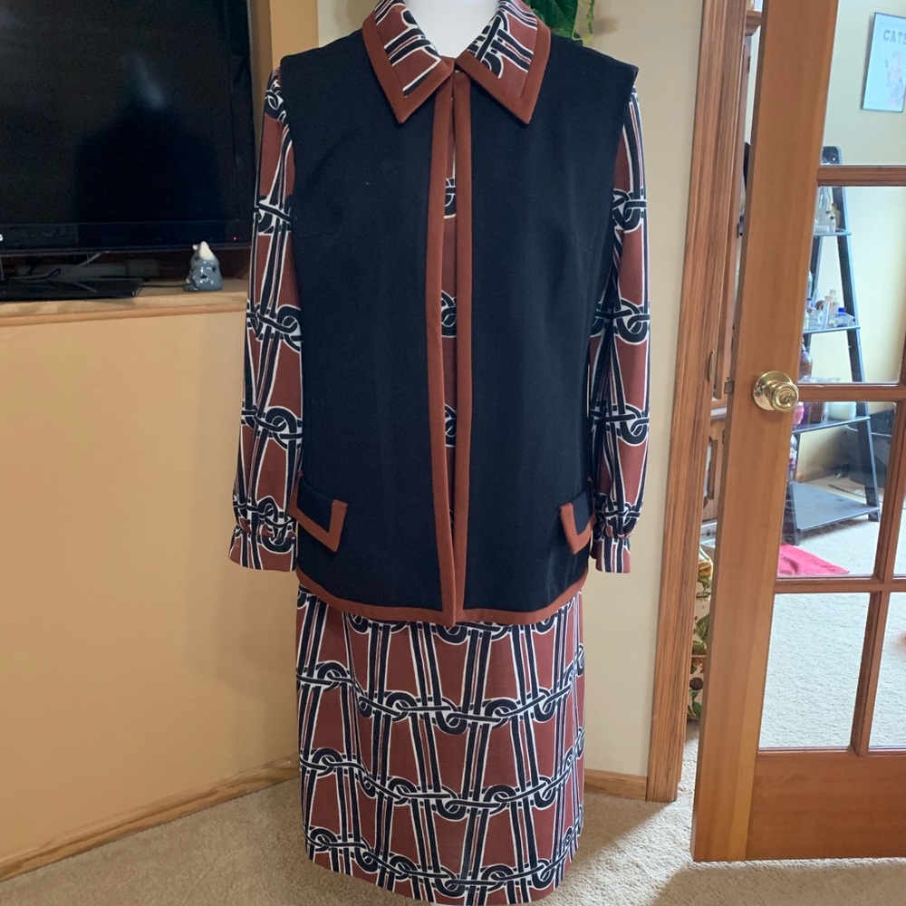 Vintage 2 Piece women’s Dress/vest